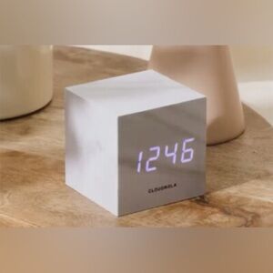 Marble LED Cube Clock